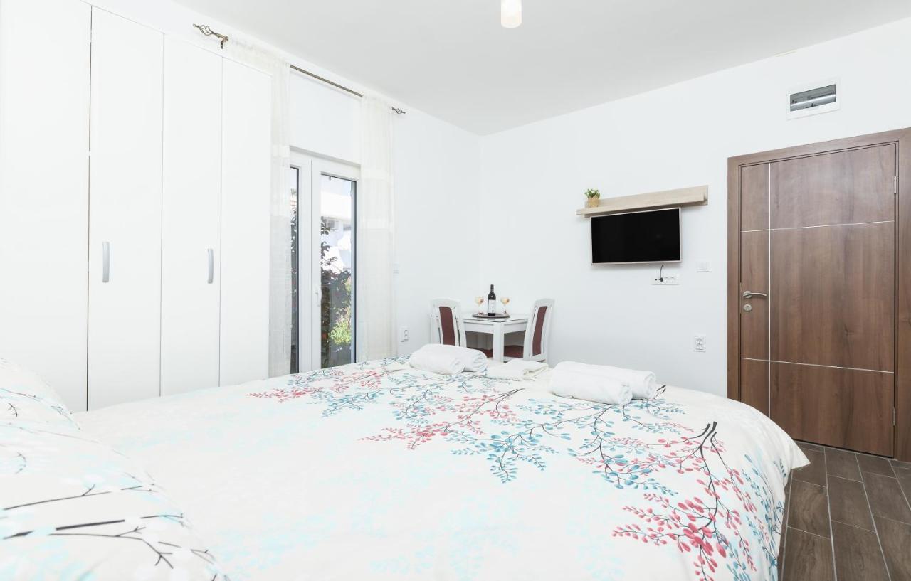 Apartments Natasa 拉多维奇 外观 照片
