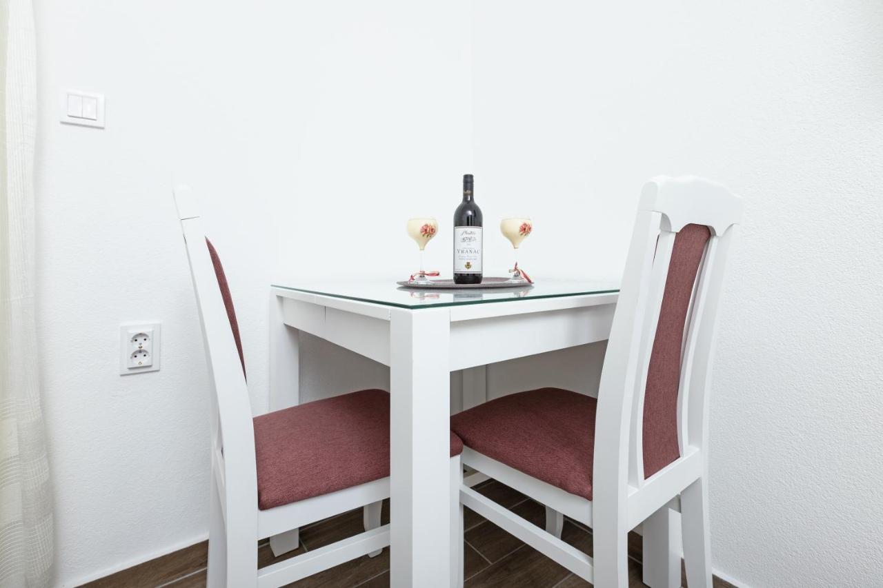 Apartments Natasa 拉多维奇 外观 照片